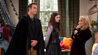 Vampirina: Una Vampirina adolescente 1x4