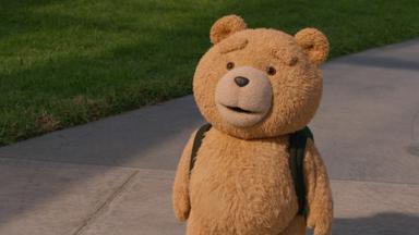 Ted: La serie 1x1