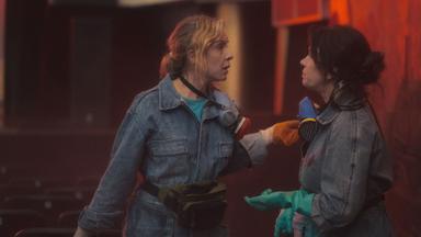 El tiempo de las moscas 1x4